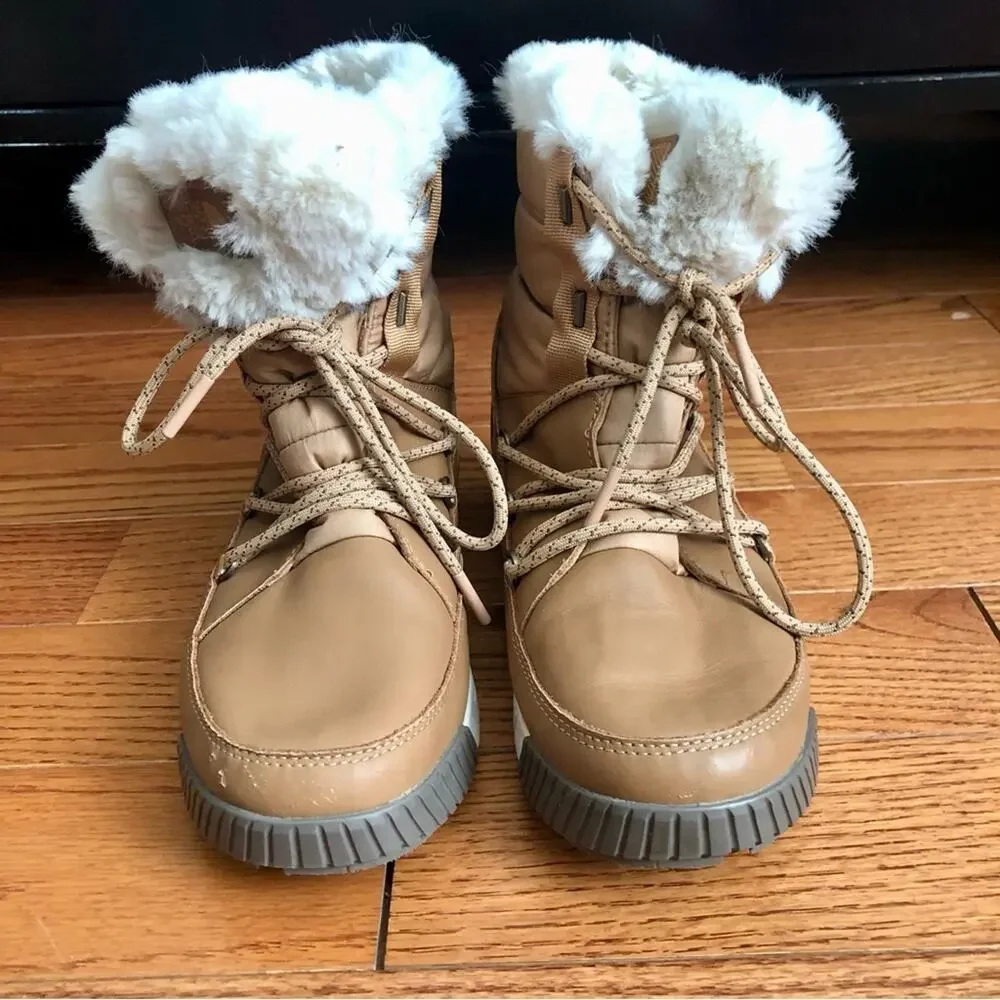 The North Face Sierra Luxe Waterproof Almond Butter/Falcon Brown Women’s Size 8